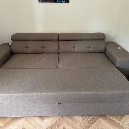Appartement Cosy Avec Balcon Et Piscine Besançon Eksteriør billede