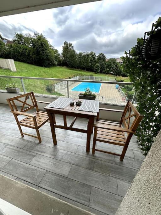 Appartement Cosy Avec Balcon Et Piscine Besançon Eksteriør billede